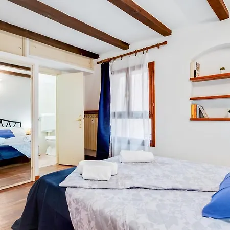 Tra Le Due Torri E Piazza Santo Stefano Apartment Bologna