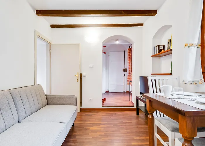 Apartment Tra Le Due Torri E Piazza Santo Stefano